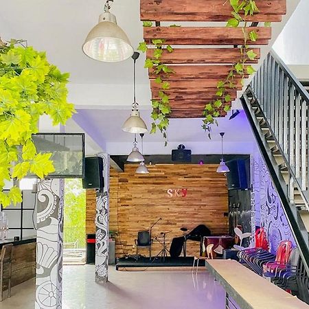 Sky Residence Tomohon Mitra Reddoorz Bagian luar foto