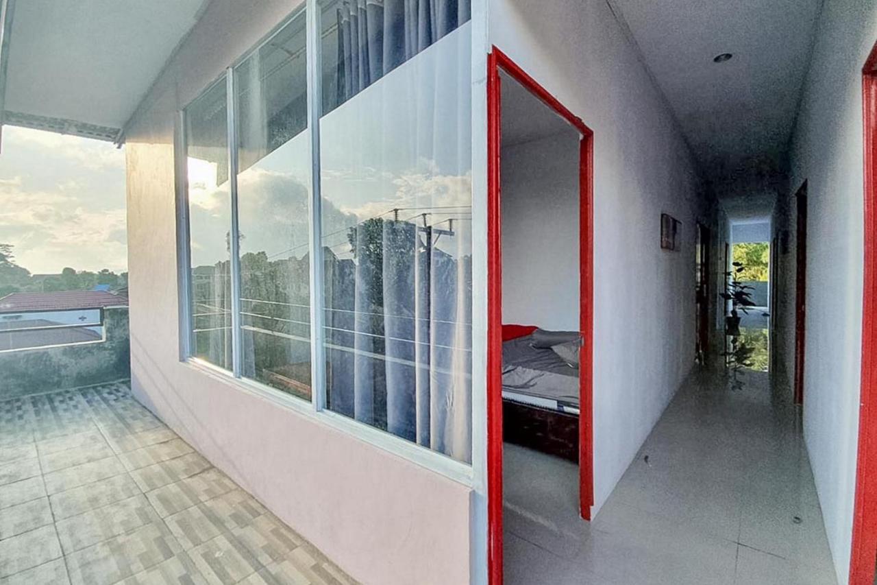 Sky Residence Tomohon Mitra Reddoorz Bagian luar foto